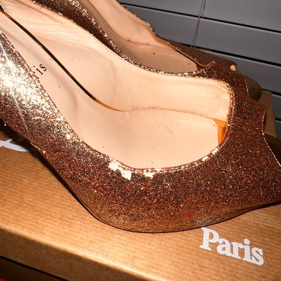 Christian Louboutin Prive 100 Glitter slingbacks in gold - Picture 3 of 10